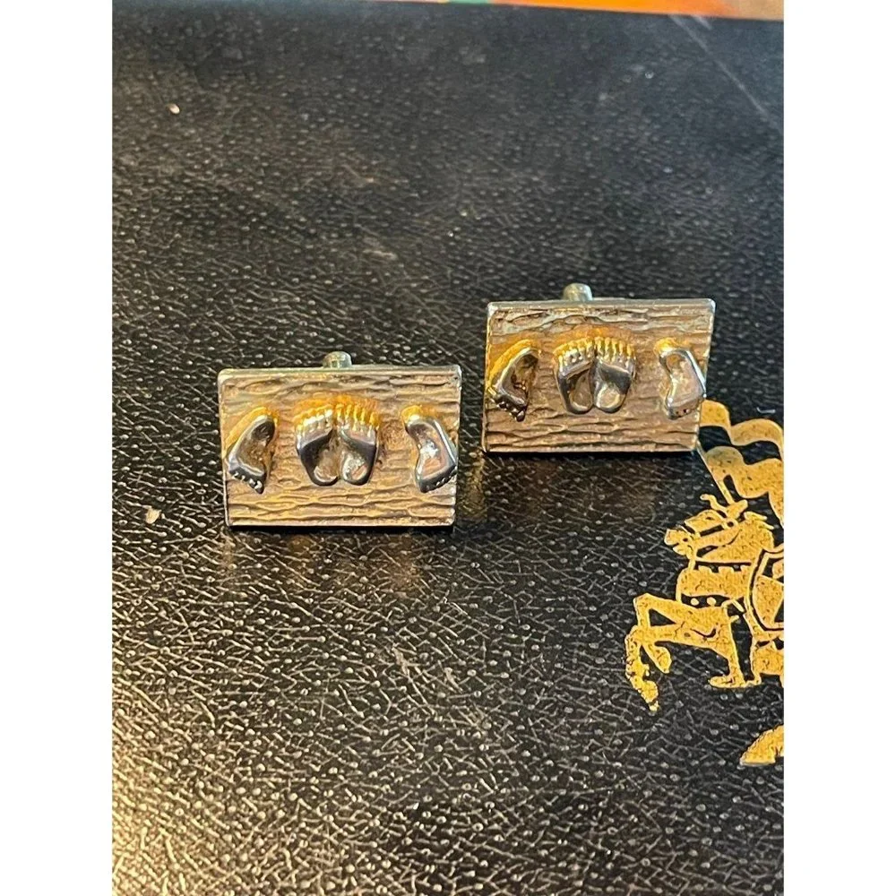 Vintage Bare Feet Subtle Sexy Position Cuff Links